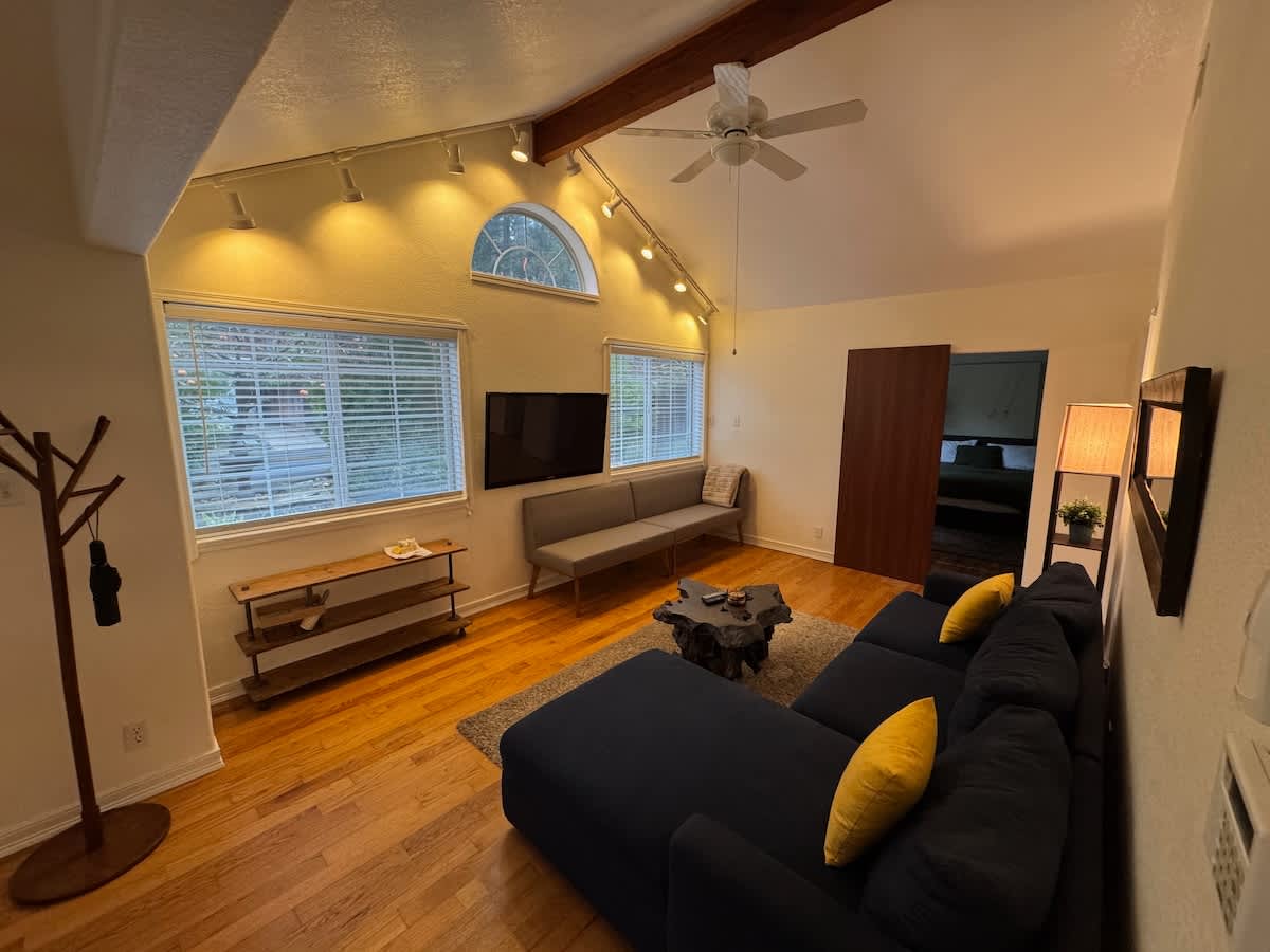 Luxury 5-BR Home in Mill Valley near Golden Gate 3