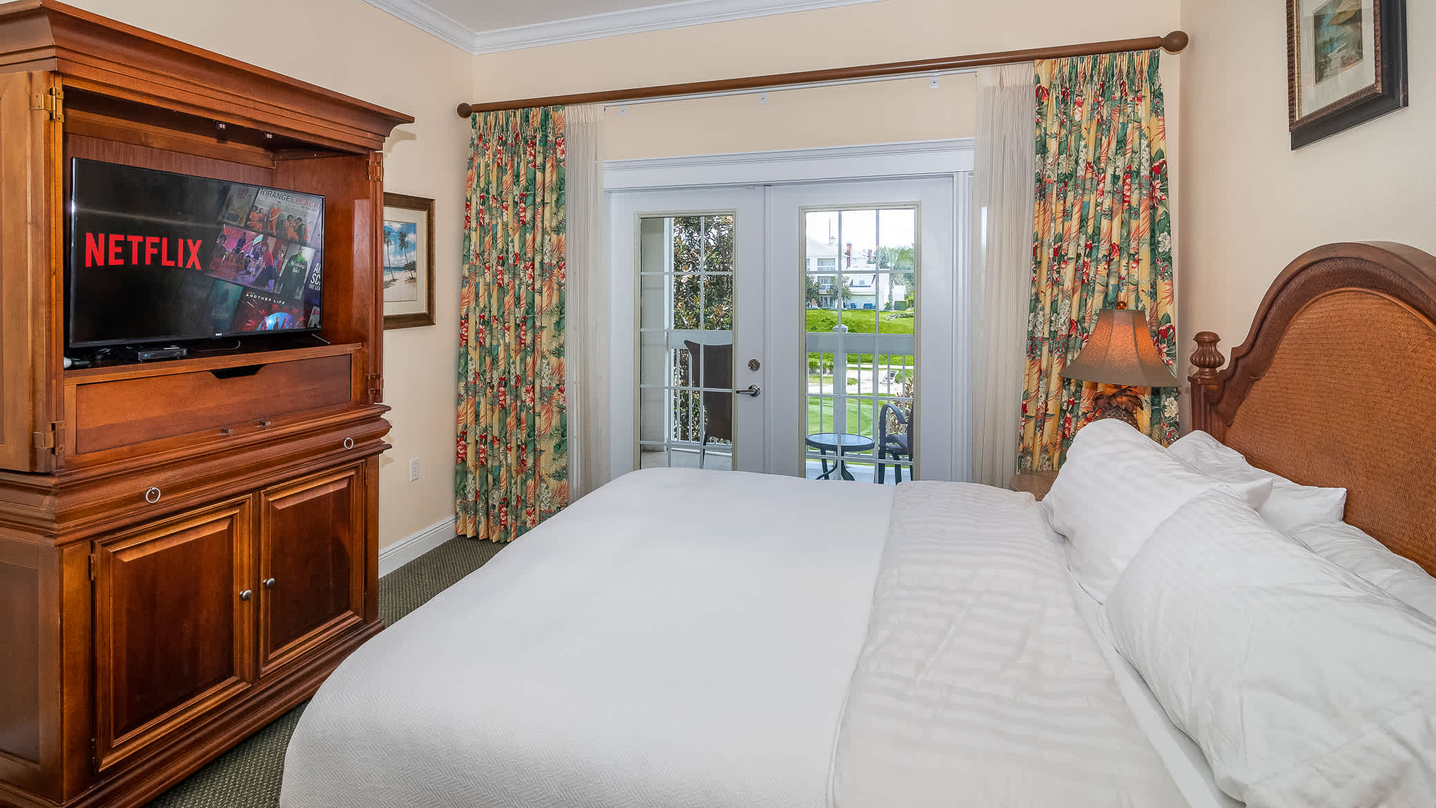 Golf, Gym, Tennis, Pools & More! 4