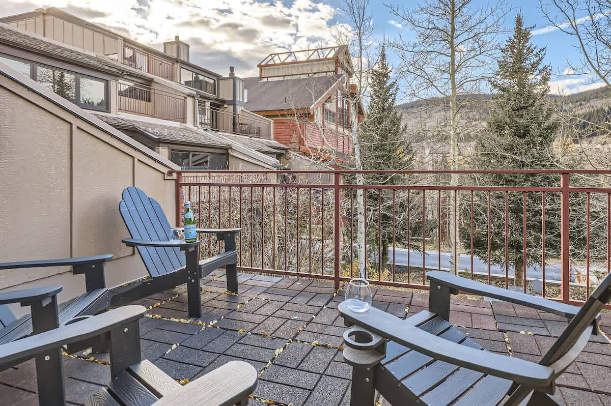 True Ski/Golf-in-Ski-Out-Modern Luxury-Hot Tub