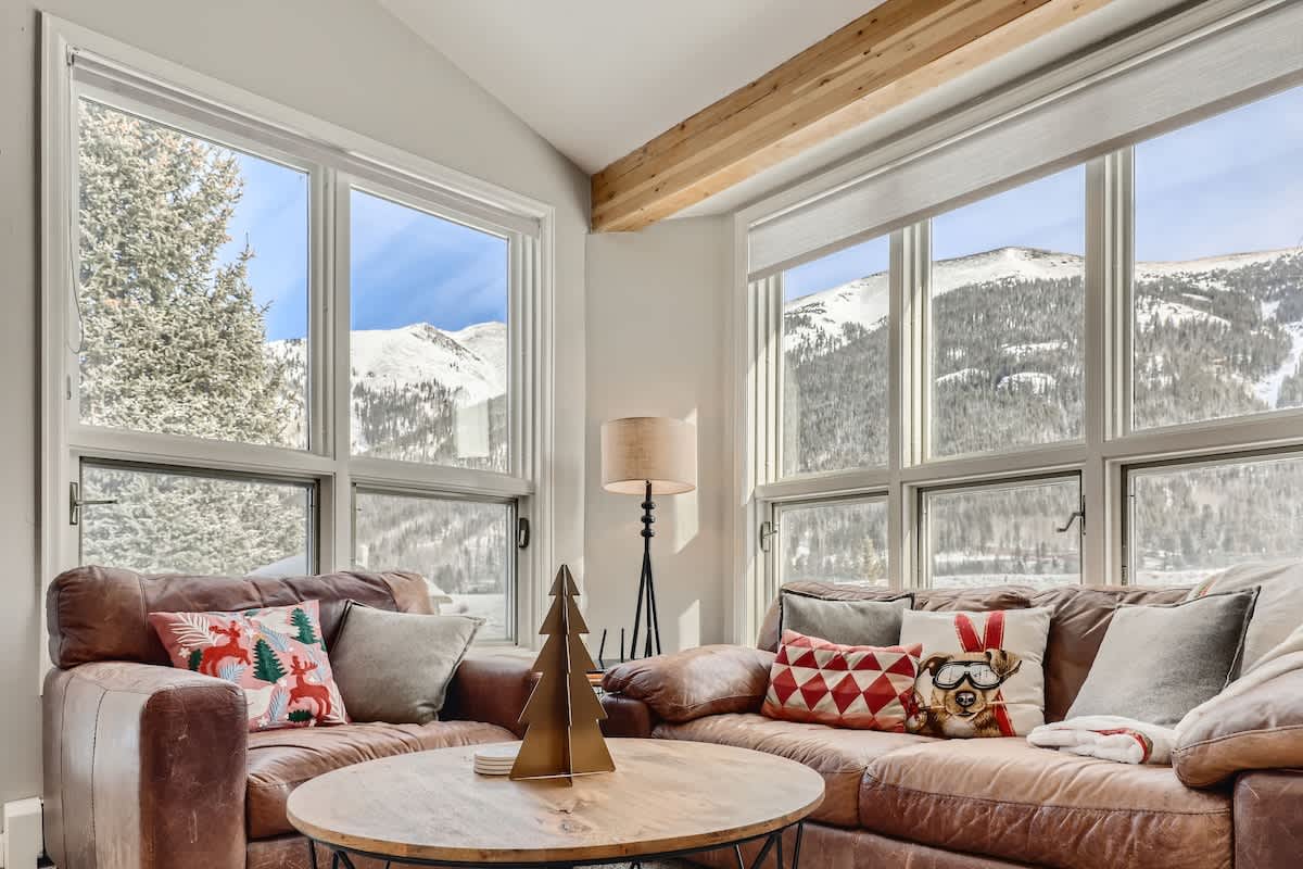 Ski/Golf Duplex-Views, Base of Mtn, Close to Lifts