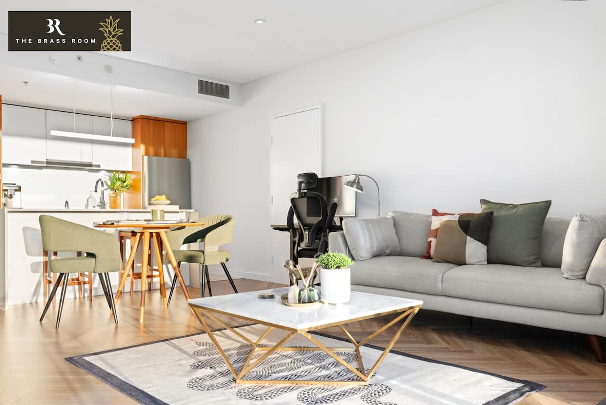 The Brass Room  Pineapple Wyndham Surfers Paradise - Photo 3