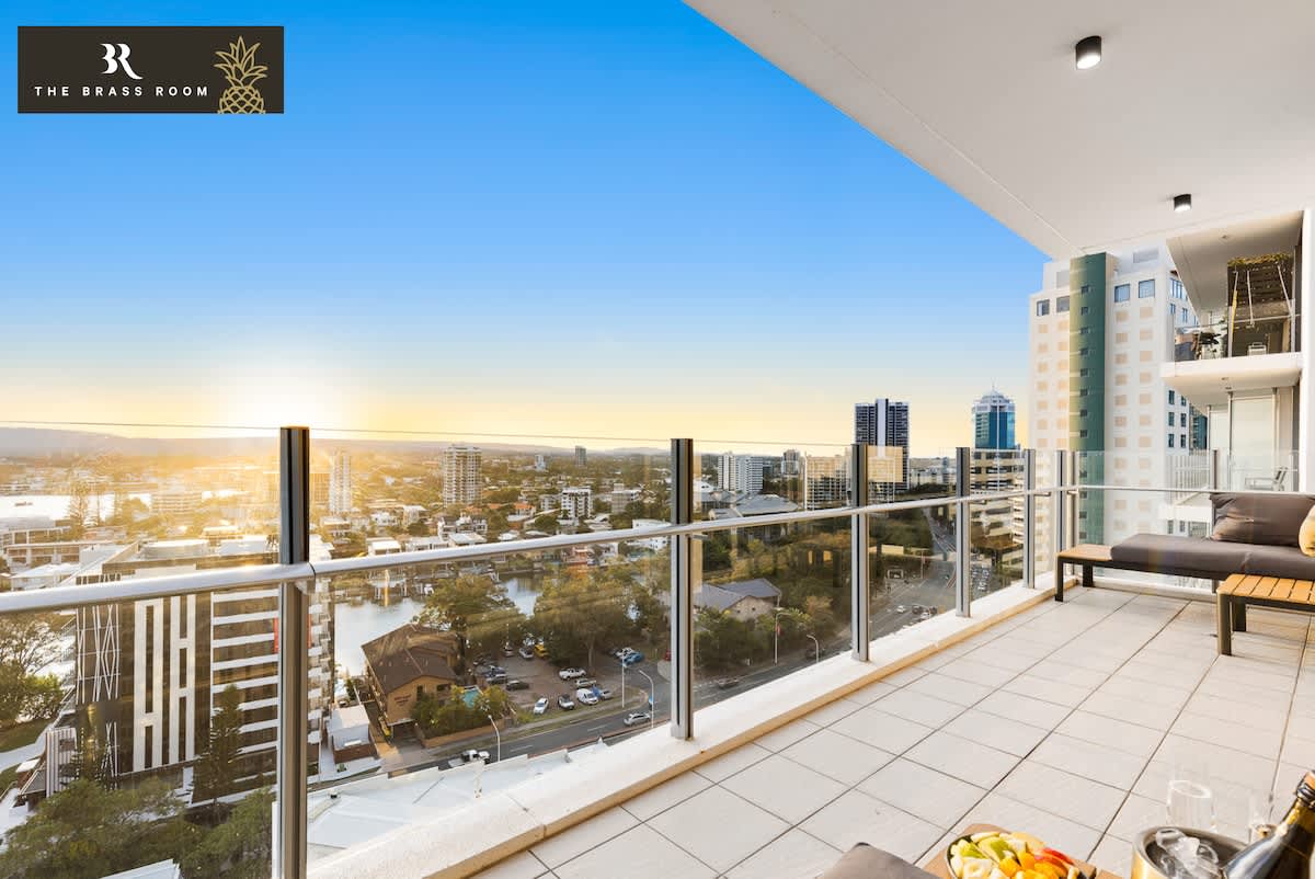 The Brass Room  Pineapple Wyndham Surfers Paradise - Photo 11