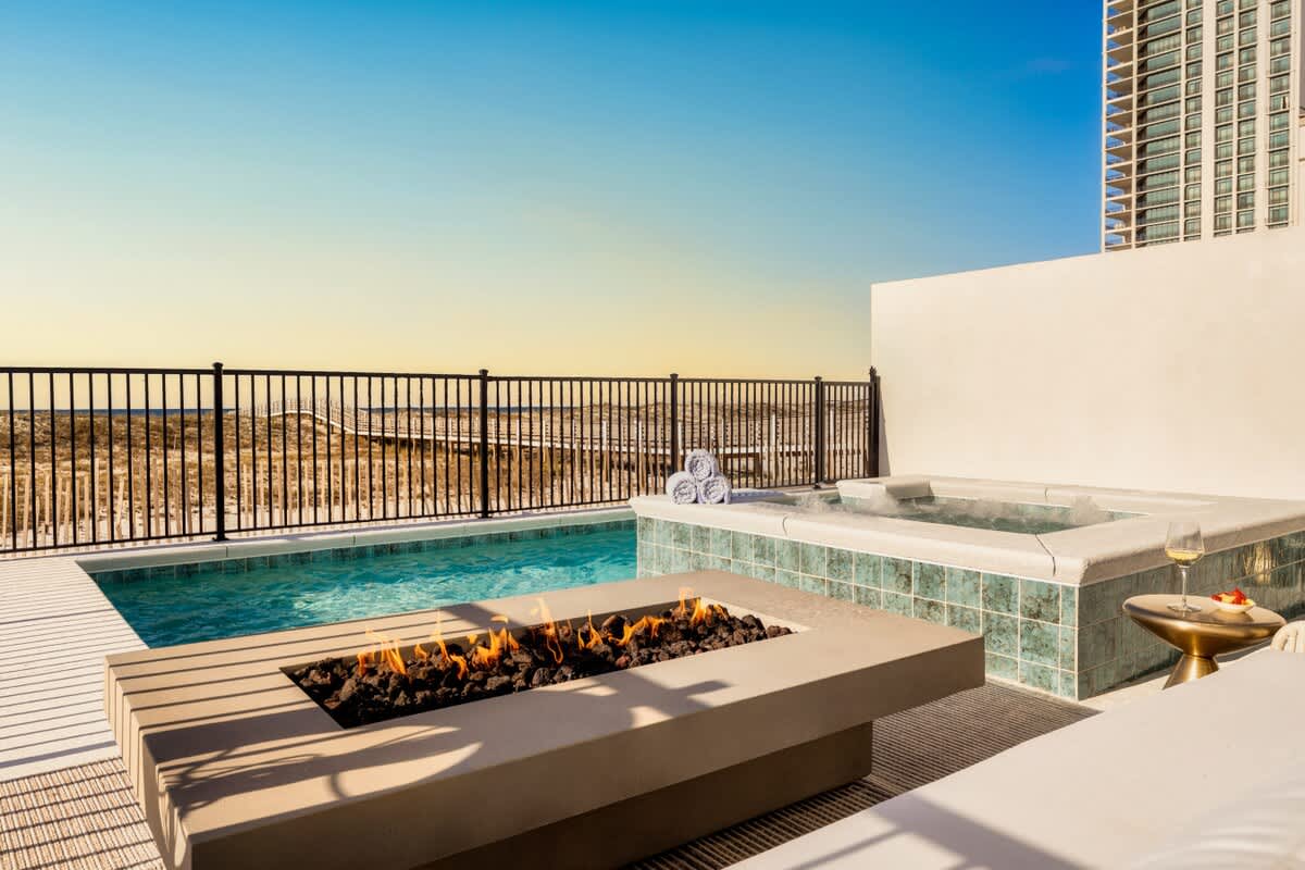 6BR Gulf-Front Luxury w/ Pool & Hot Tub — Orange Beach, AL — vacation rental