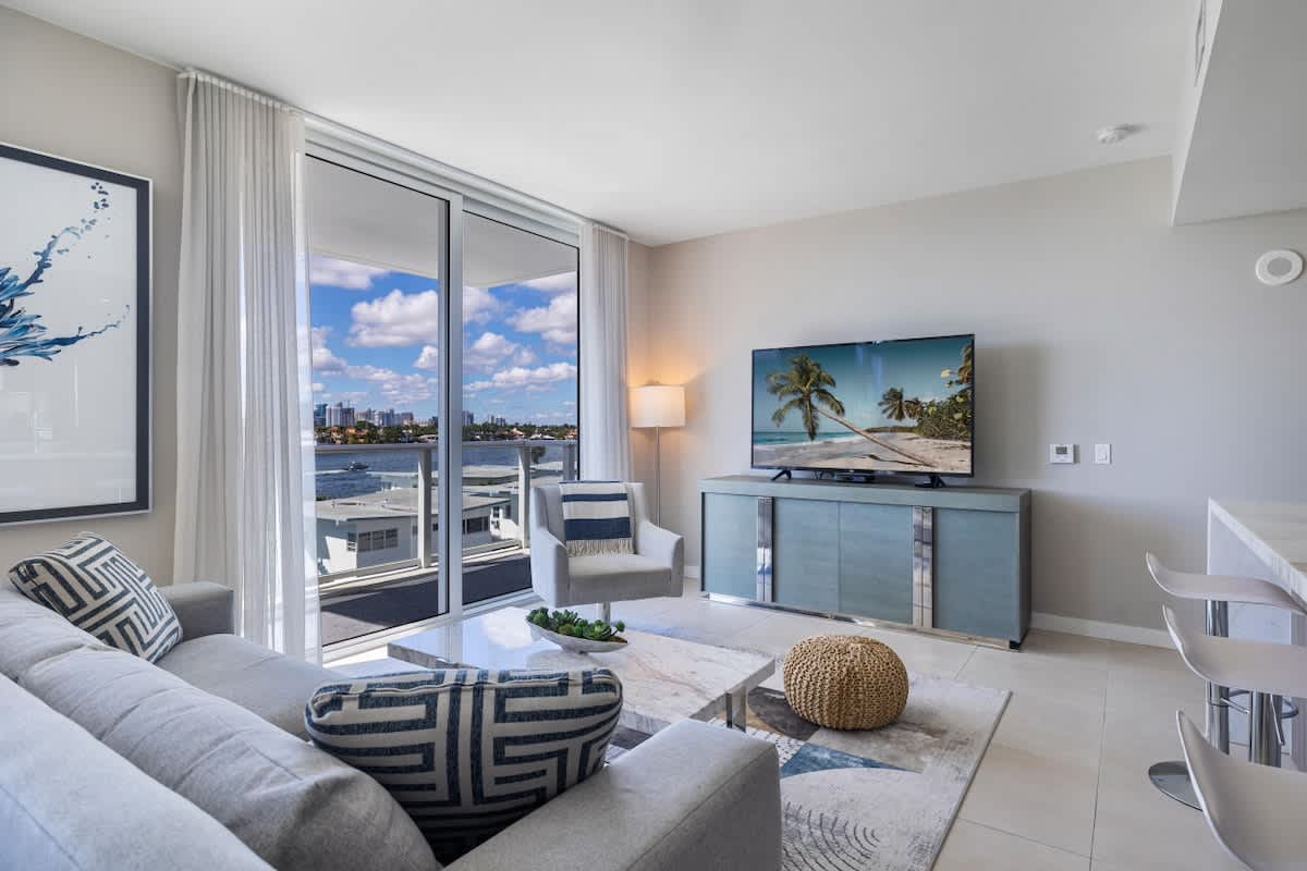 Luxury Beach Condo | Pool, Gym & Balcony — Fort Lauderdale, FL — vacation rental