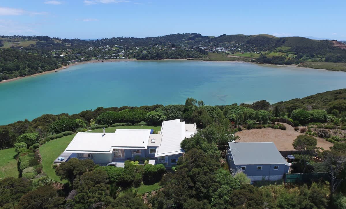 Royal Blue - Elevated Putiki Bay Views — Waiheke Island, Auckland — vacation rental