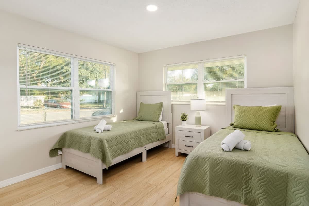 Modern Zephyrhills Duplex w/ Free Parking & Pets Allowed 4