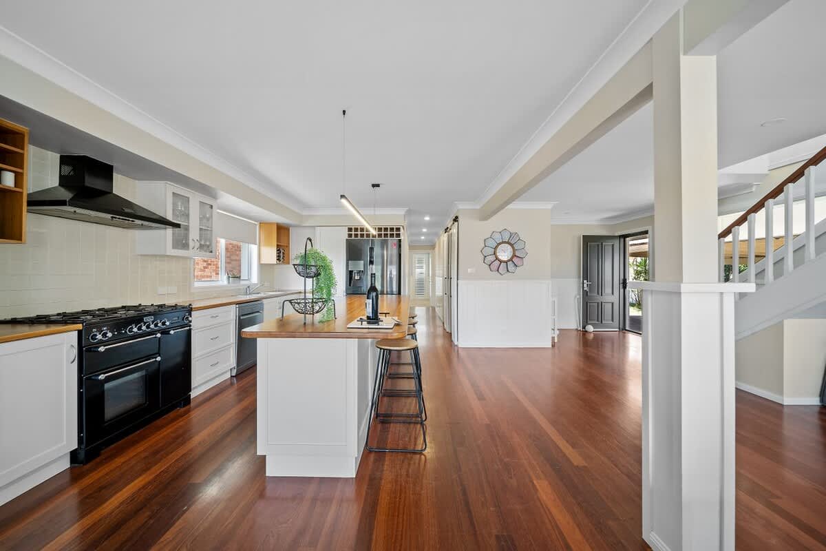 Karinya Jervis Bay – 4BR home & optional studio