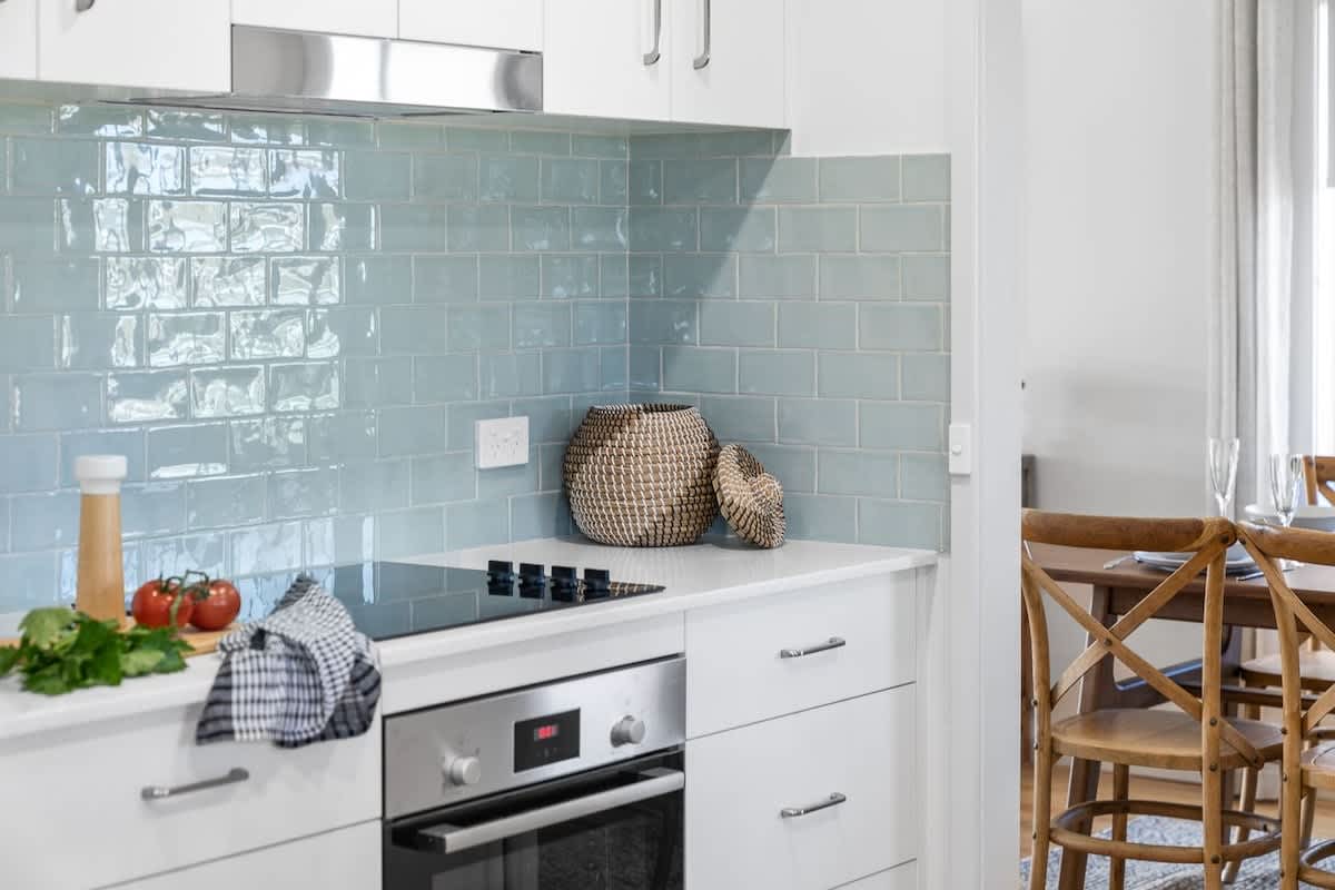 Niara – renovated 4BR Vincentia beach house