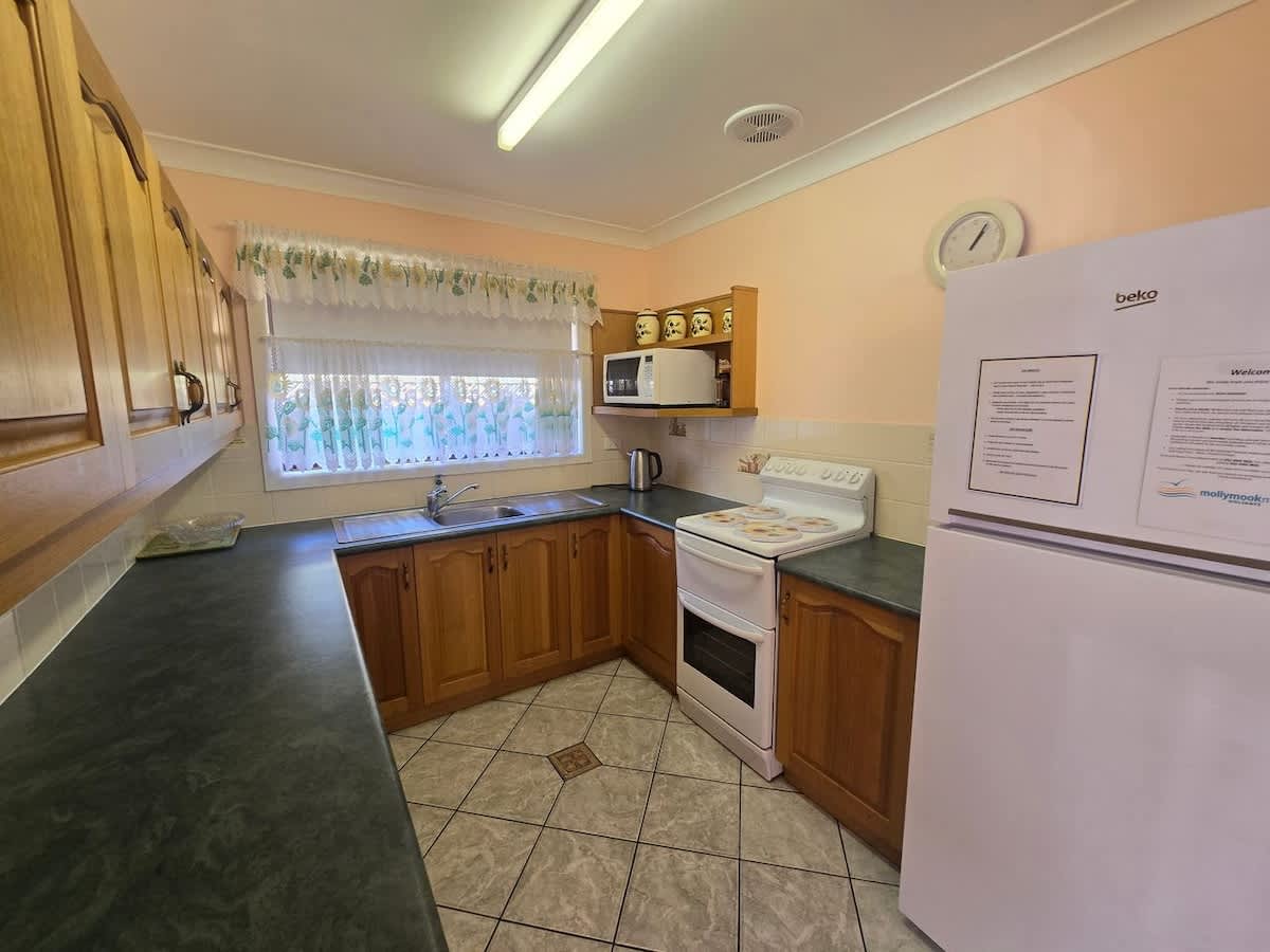 Seascape Macleay Street