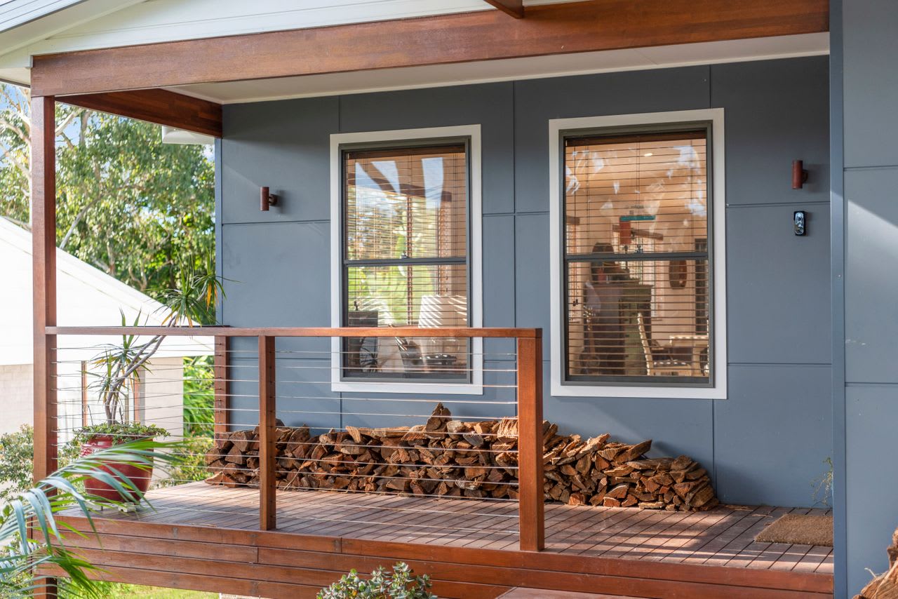Xanadu – 3BR coastal retreat with firepit