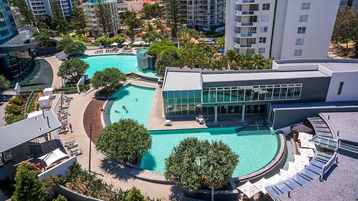 Q1 3 Bedroom Beach Surfers Paradise