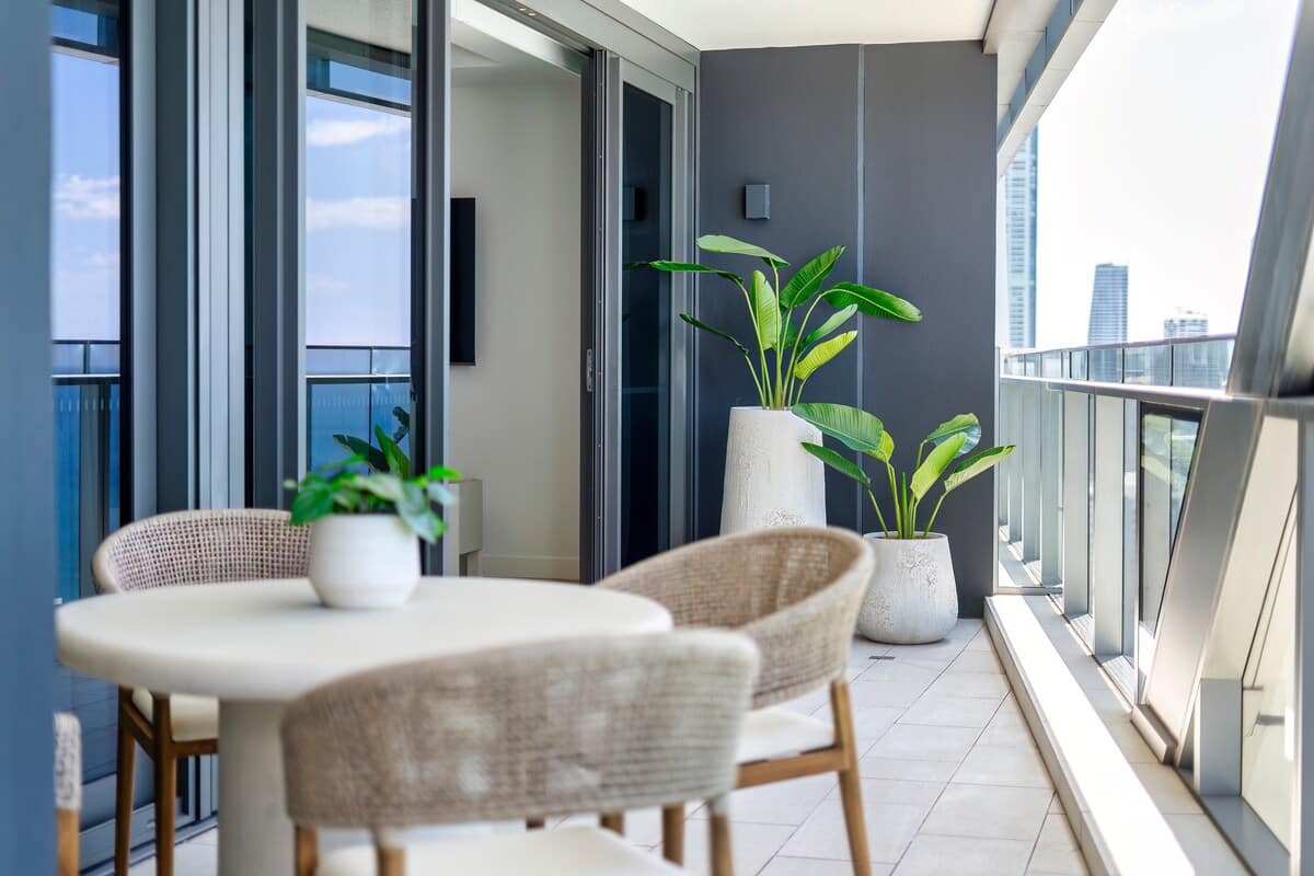 Jewel 2 Bedroom + Study