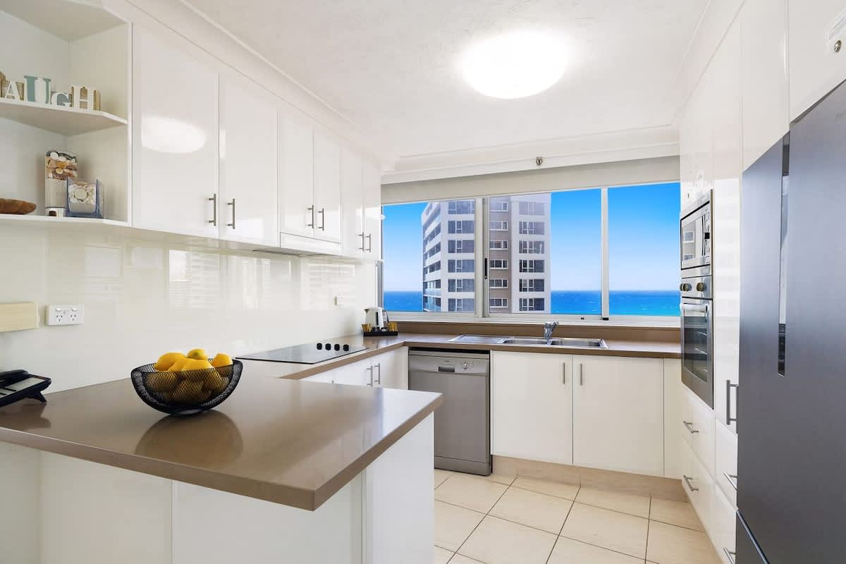 Full Kitchen