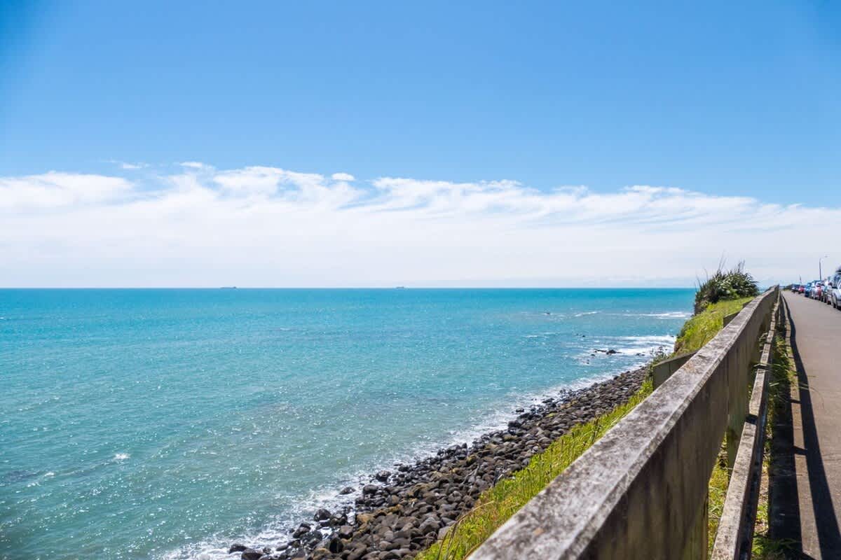 Waterfront On Woolcombe – 4BR holiday apartment