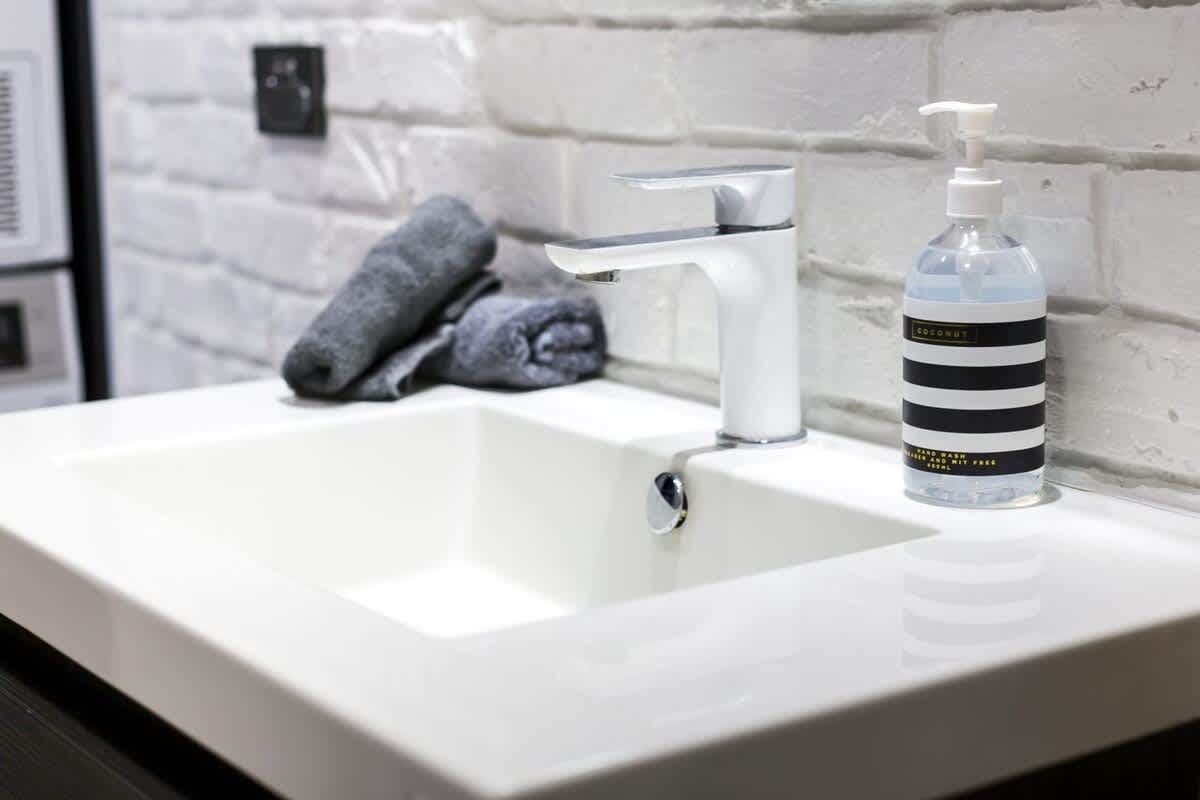 Chic in the City – luxury 2 BR apartment in CBD