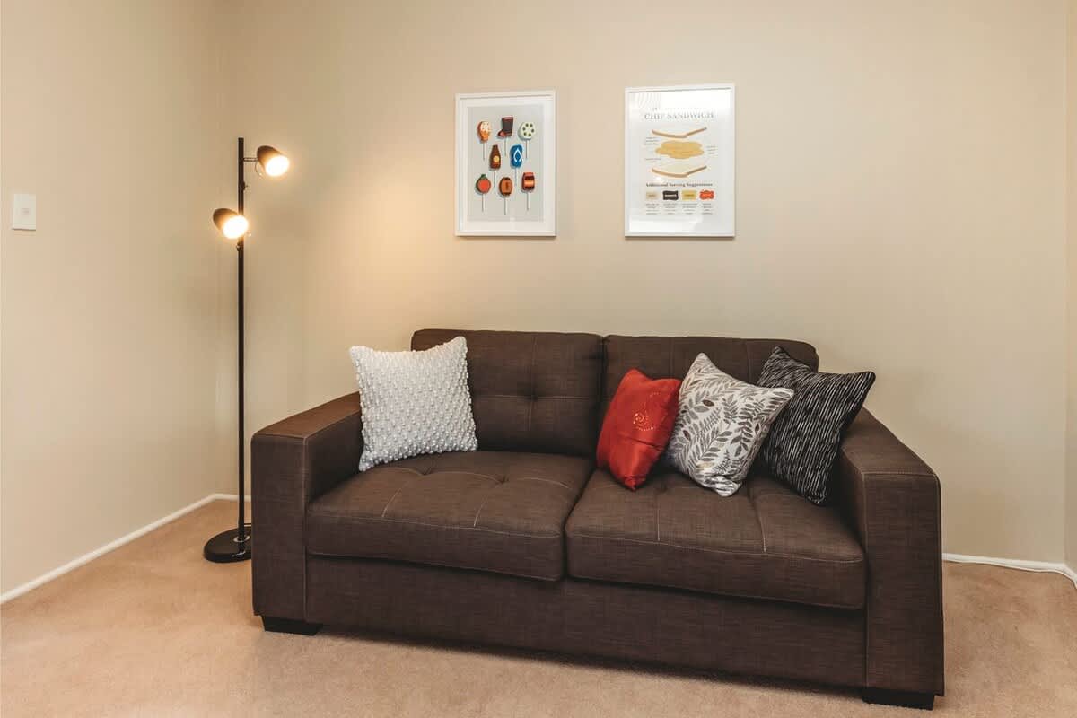 The Gilbert Getaway – centrally located townhouse