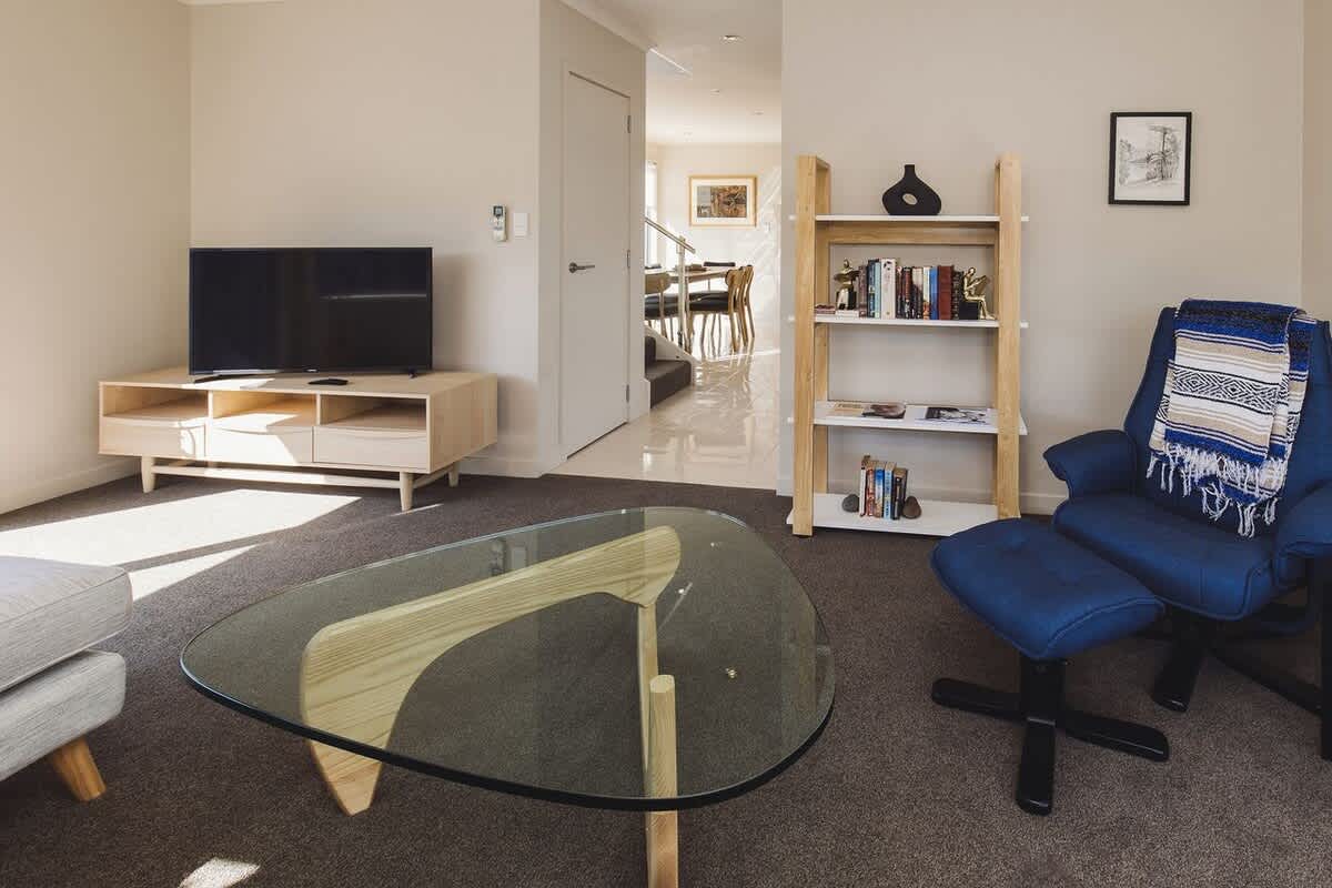 City Sails – 3 BR townhouse in central New Plymouth