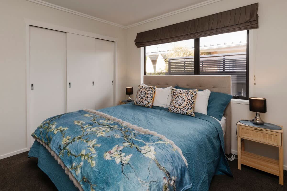 Modern Townhouse In Strandon – comfort and style