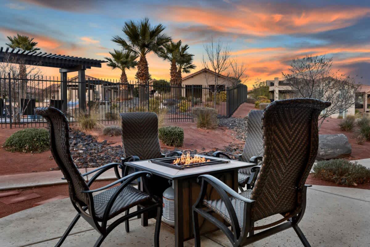 33 - Poolside Retreat in St George with 3 Deck Views 5