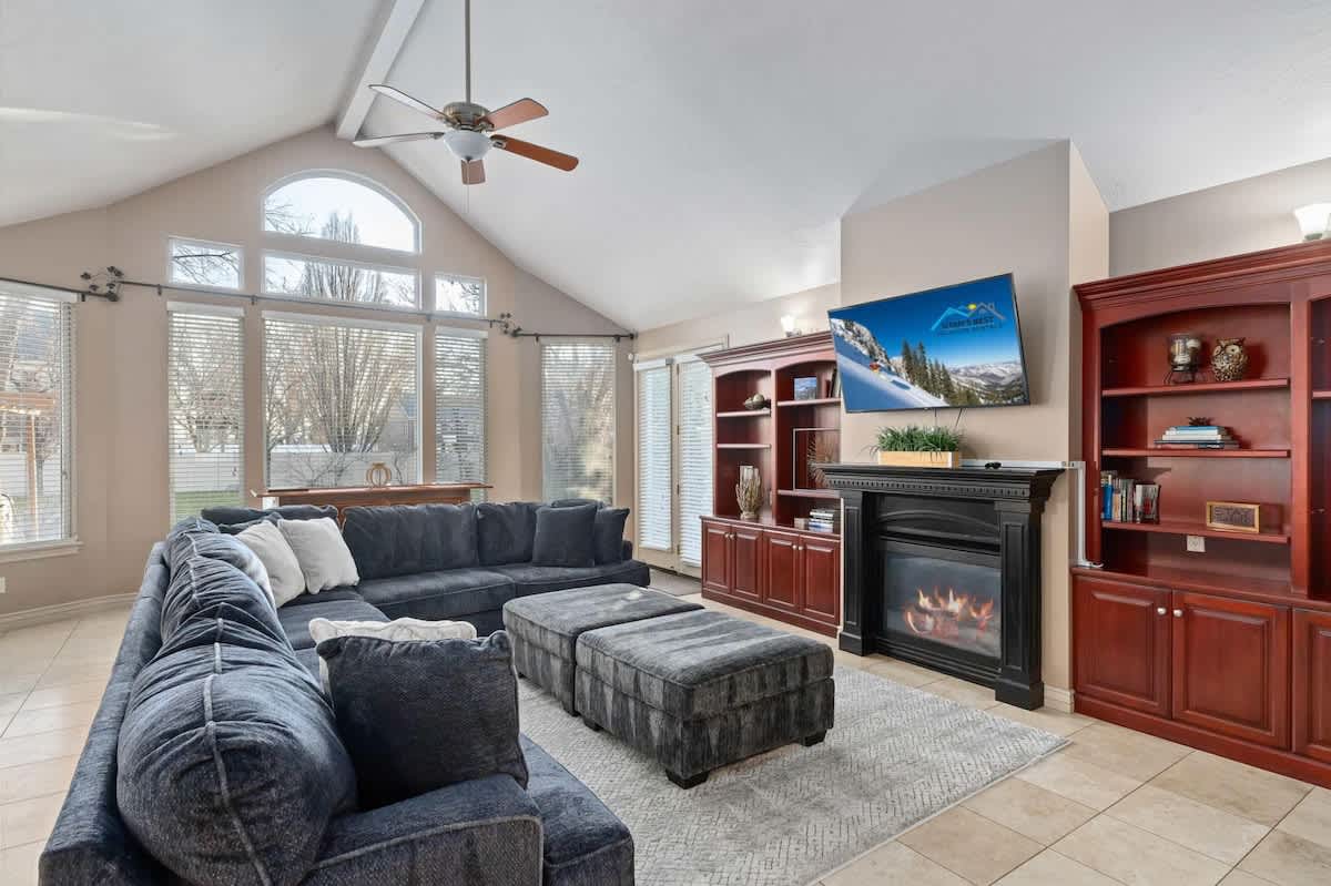 Riviera Retreat in Salt Lake with Private Hot Tub and Theater 3