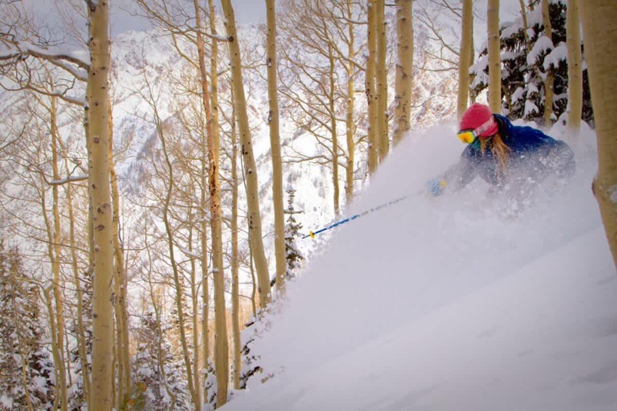 Located near 4 ski resorts fantastic location!