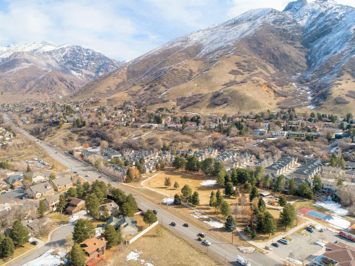 Aerial of the community and Big Cottonwood