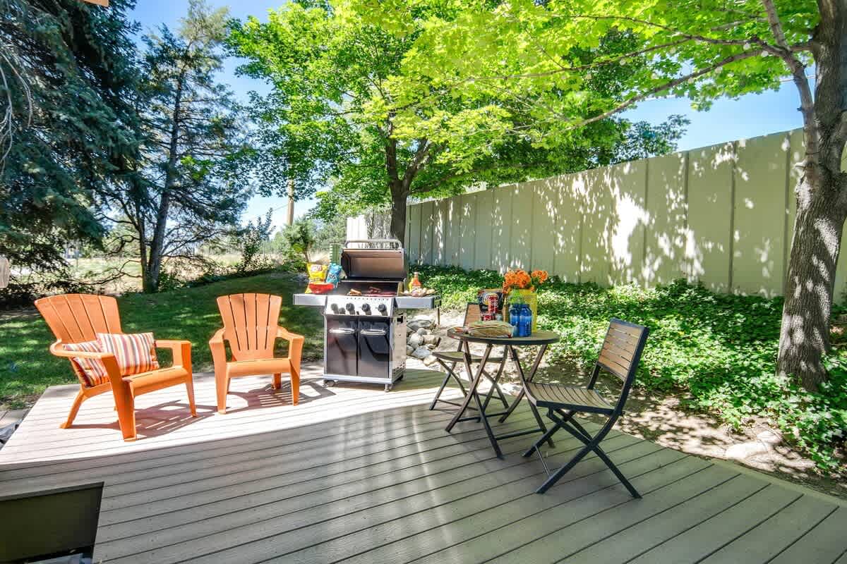 Summer barbecues with full access to the park next door