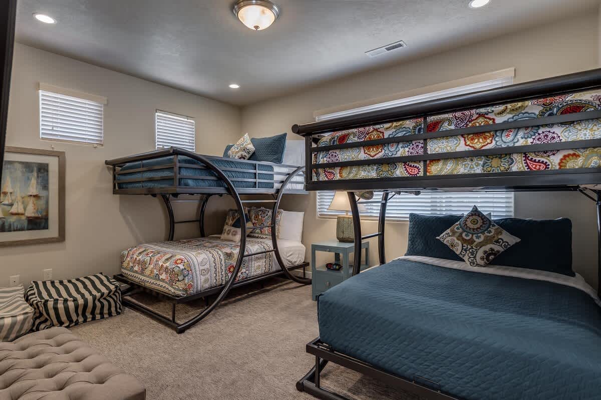 2 full over full bunk beds