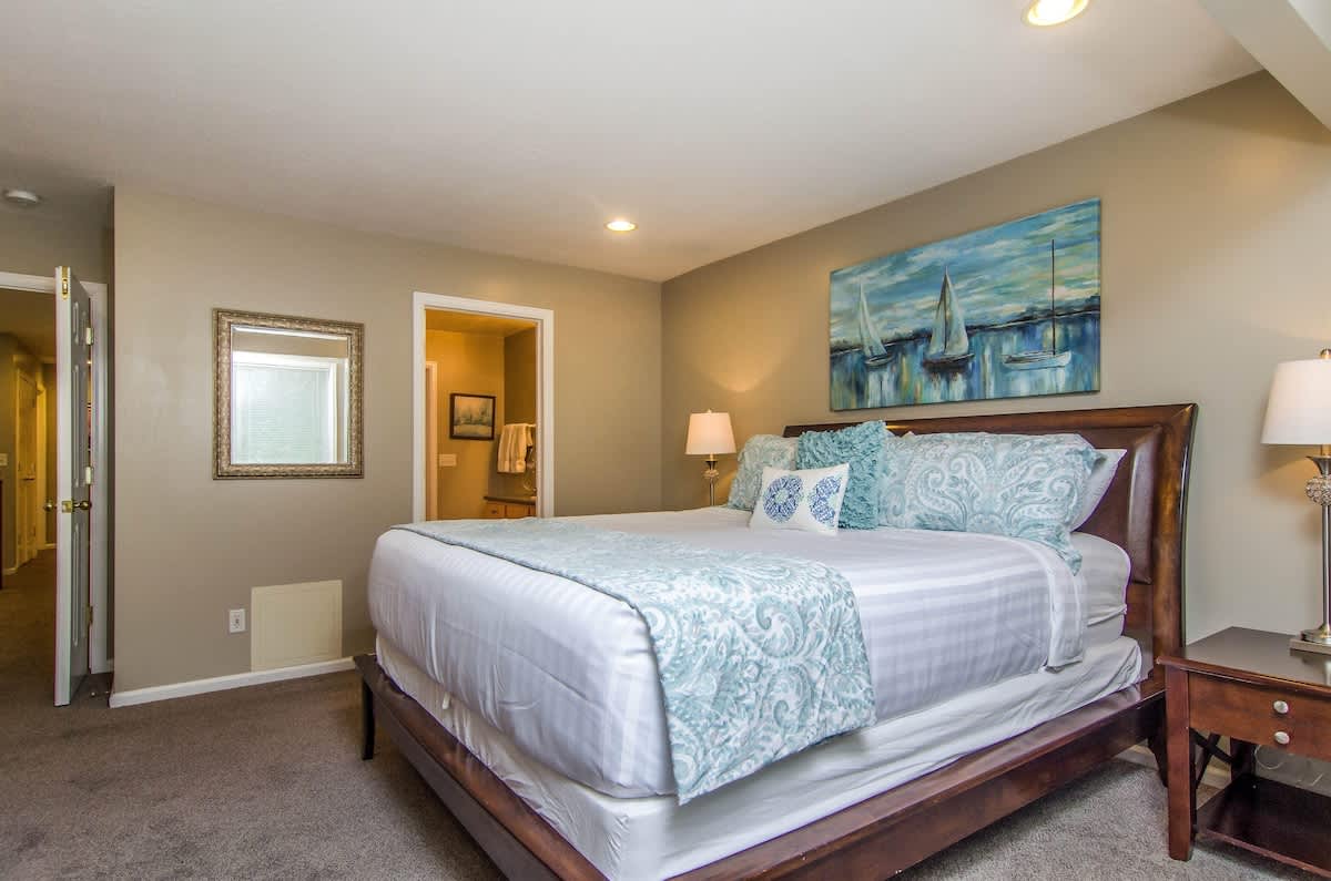 Union Grove in Salt Lake with Hot Tub and Foosball 4