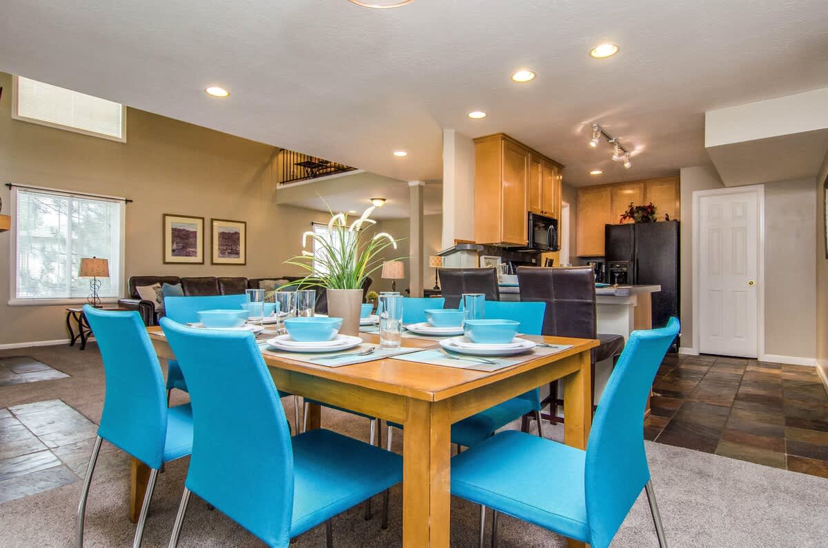 Union Grove in Salt Lake with Hot Tub and Foosball