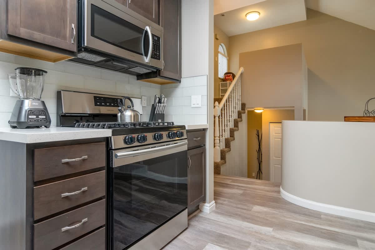 Prepare and enjoy meals