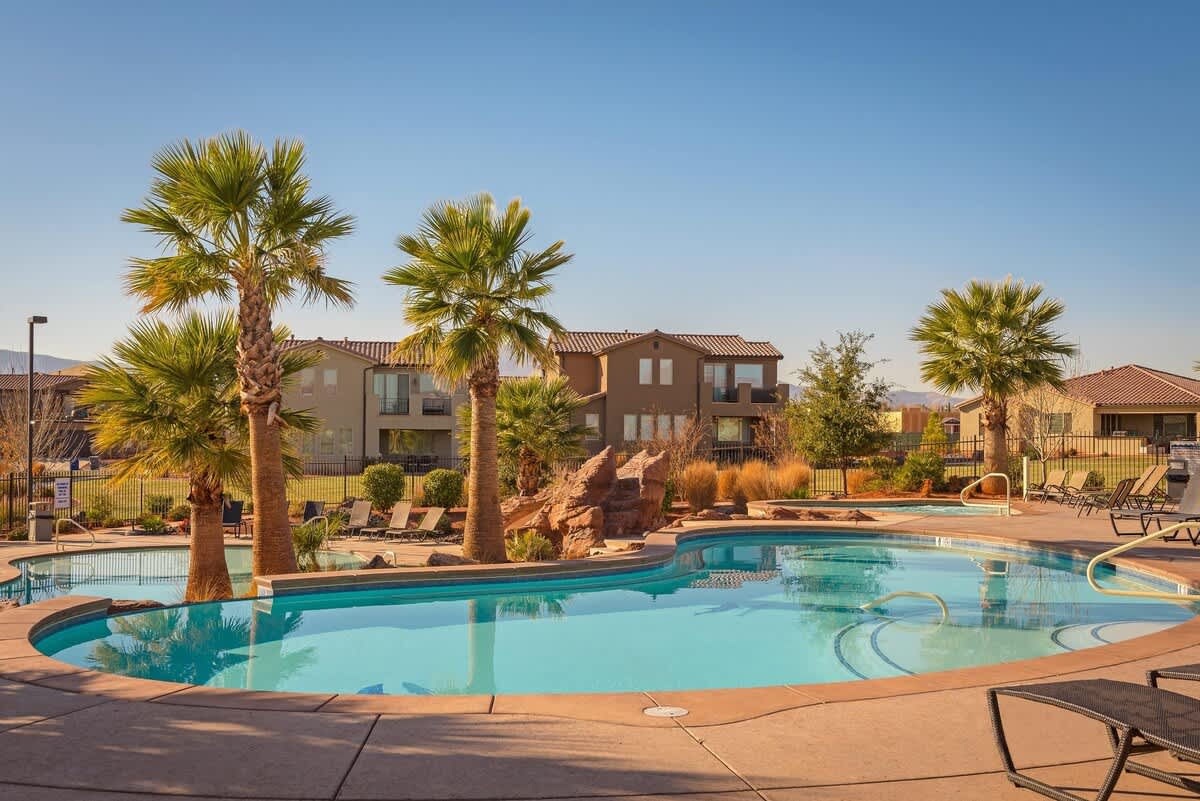 85 - Southern Comfort in St George with Hot Tub 4