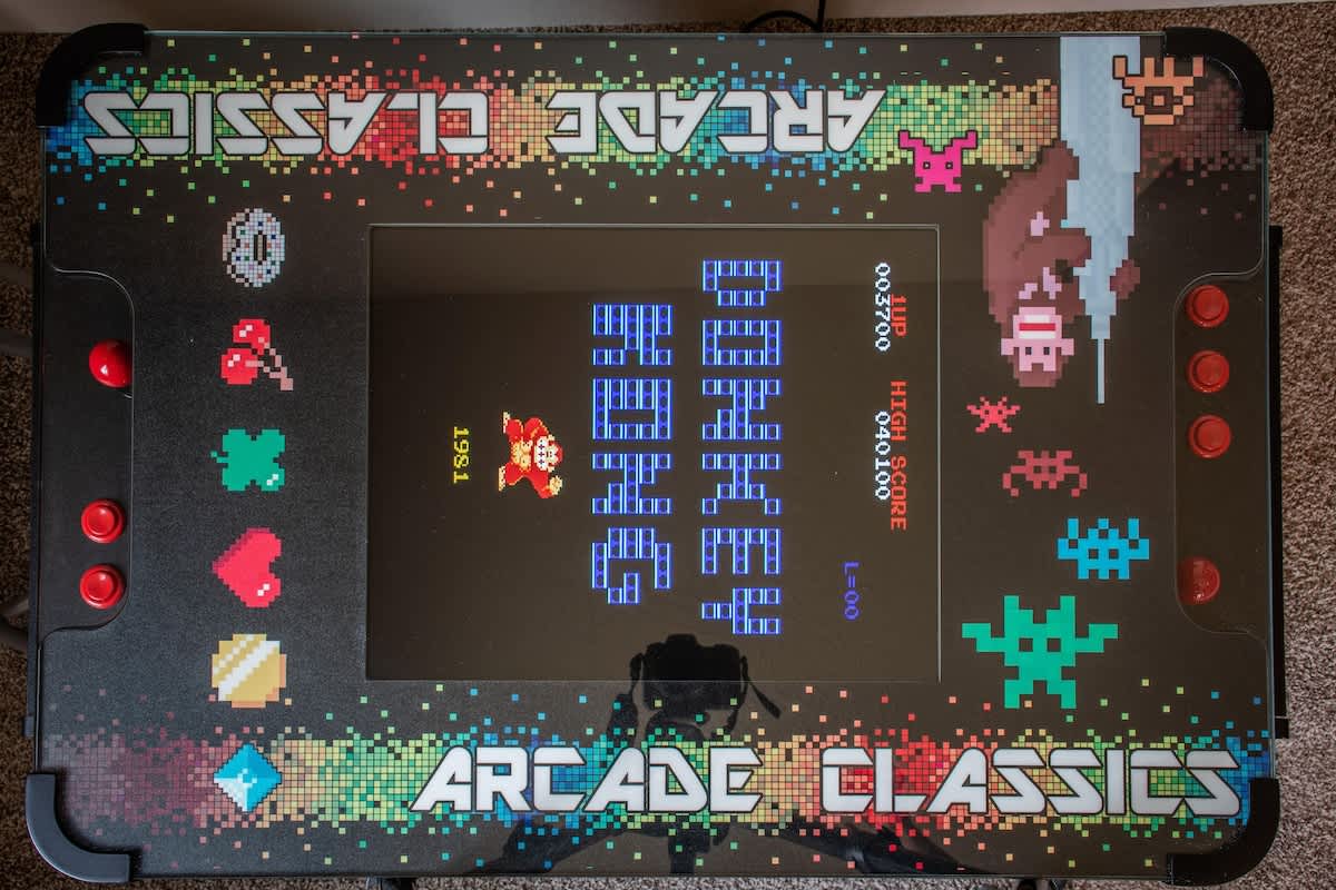 Donkey Kong arcade - relive the nostalgia