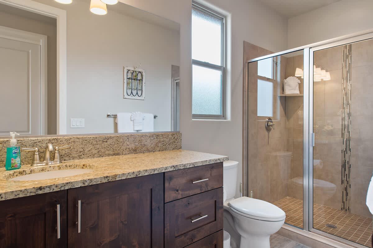 Master bathroom 4 upstairs with shower