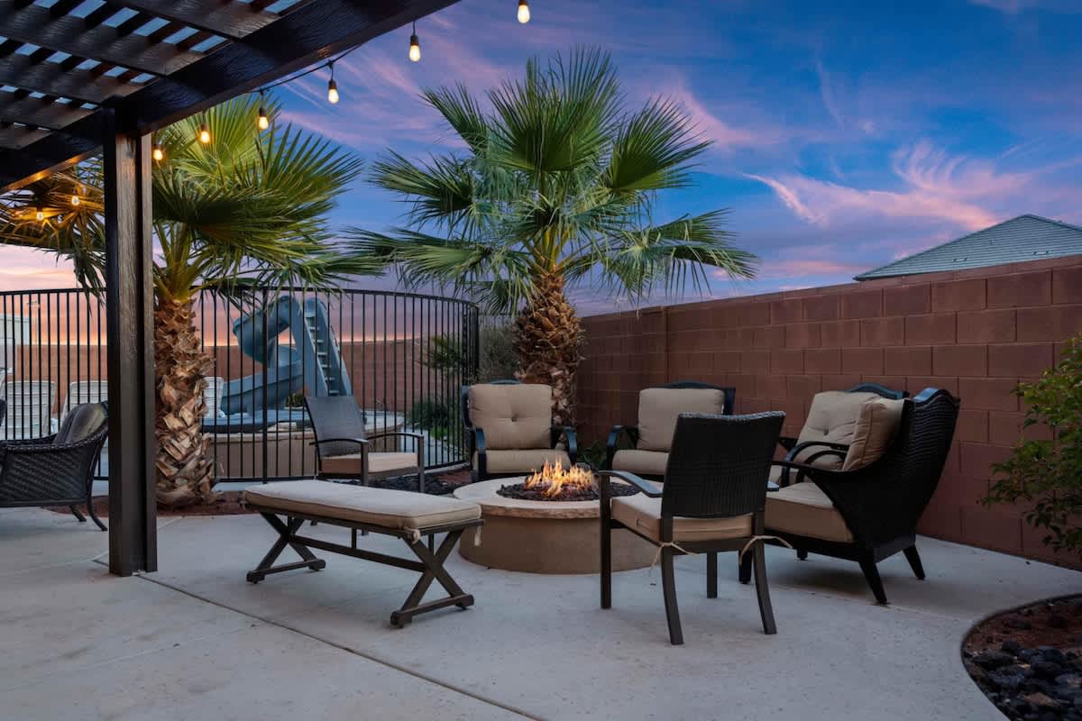 Enjoy evenings around the pit