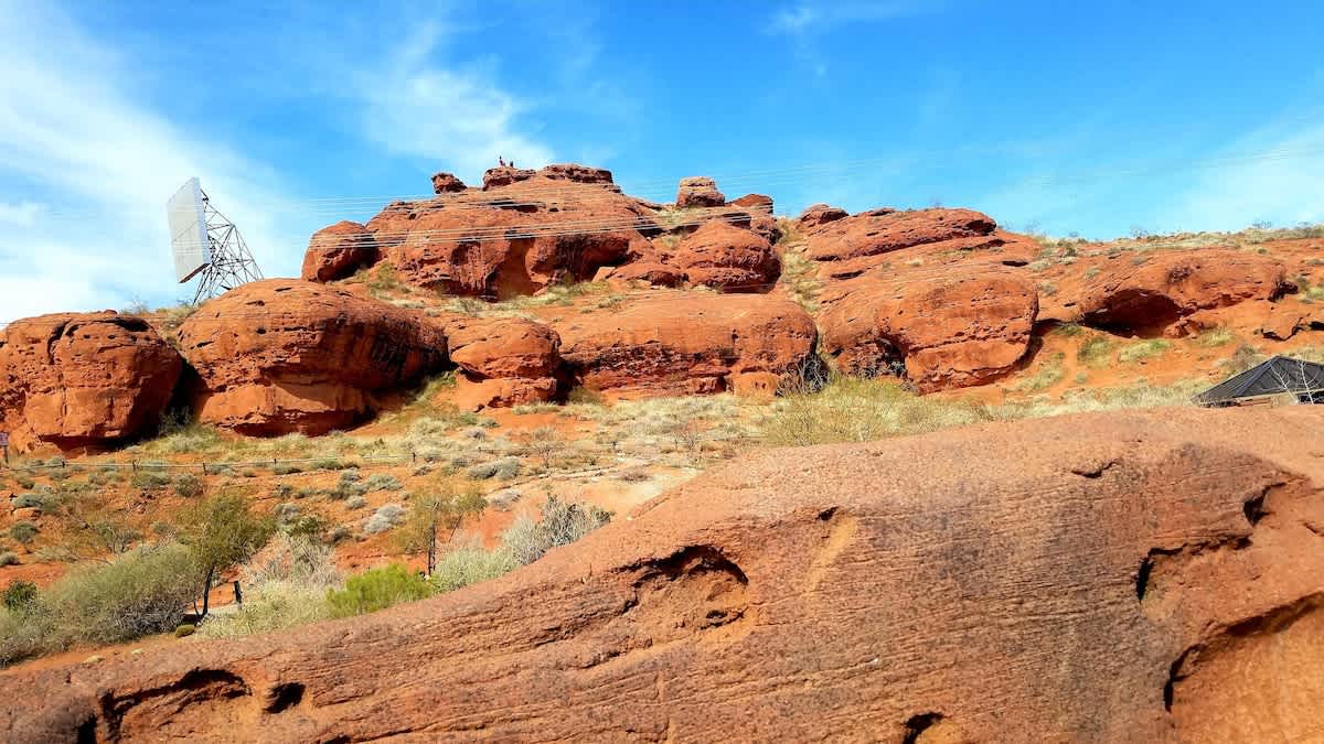 Gorgeous red rock trails to explore nearby
