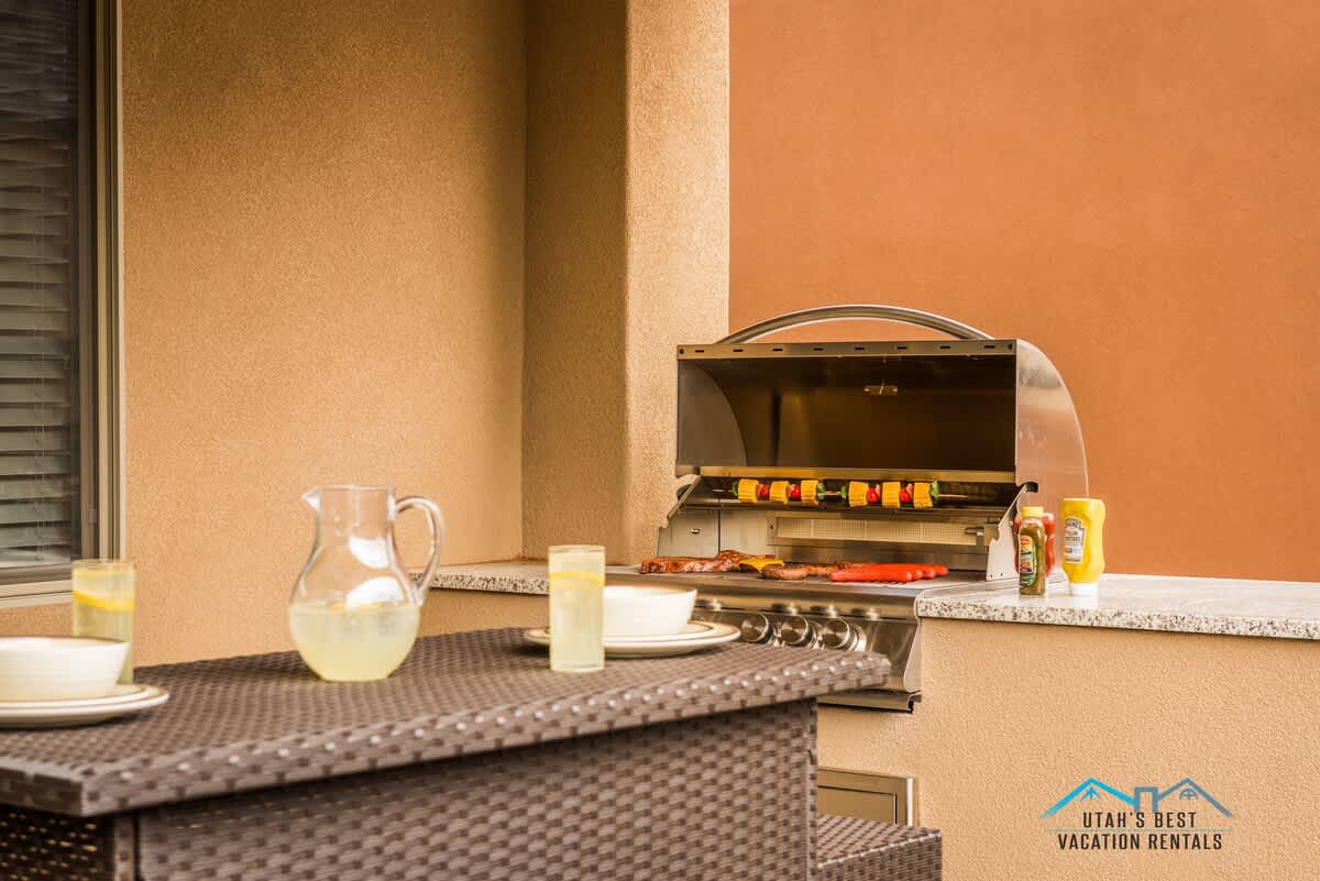  Deluxe built-in grill