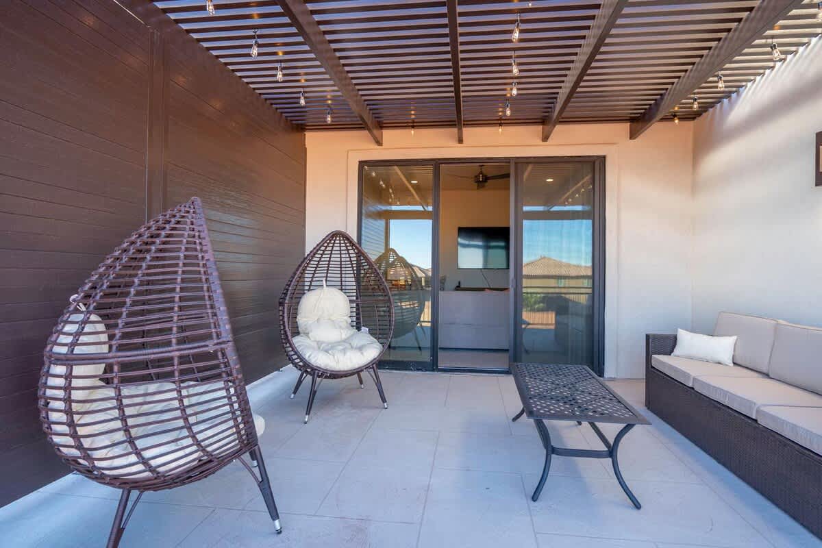 Balcony patio with custom patio seating
