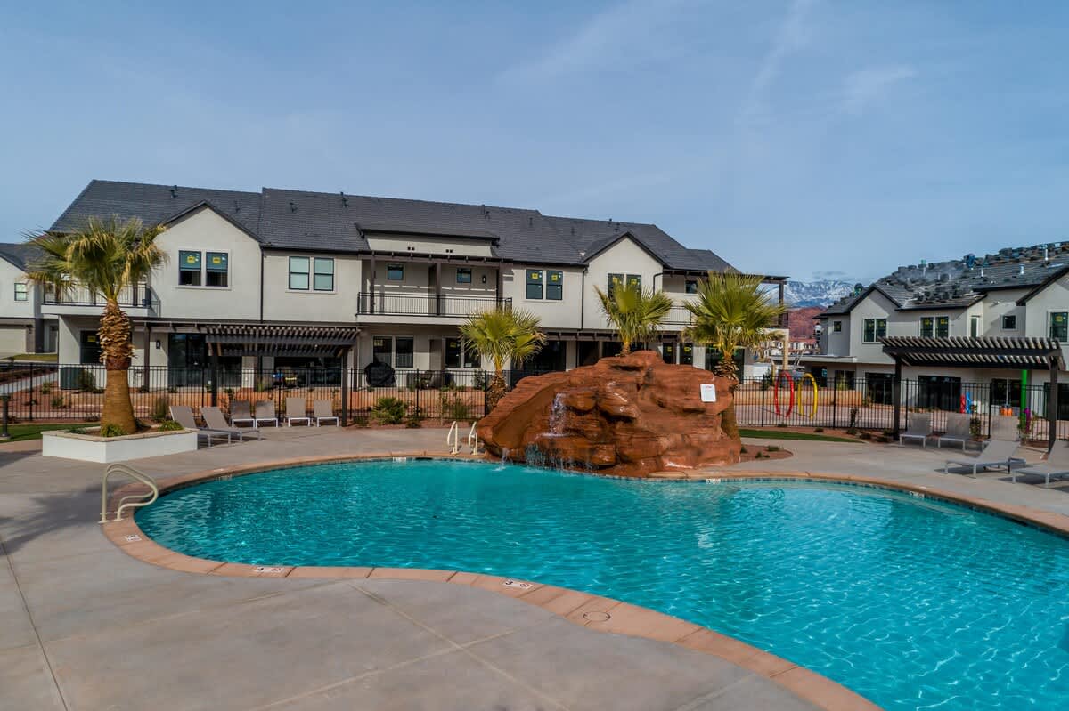 Enjoy full access to resort pool with water slide and splash pad