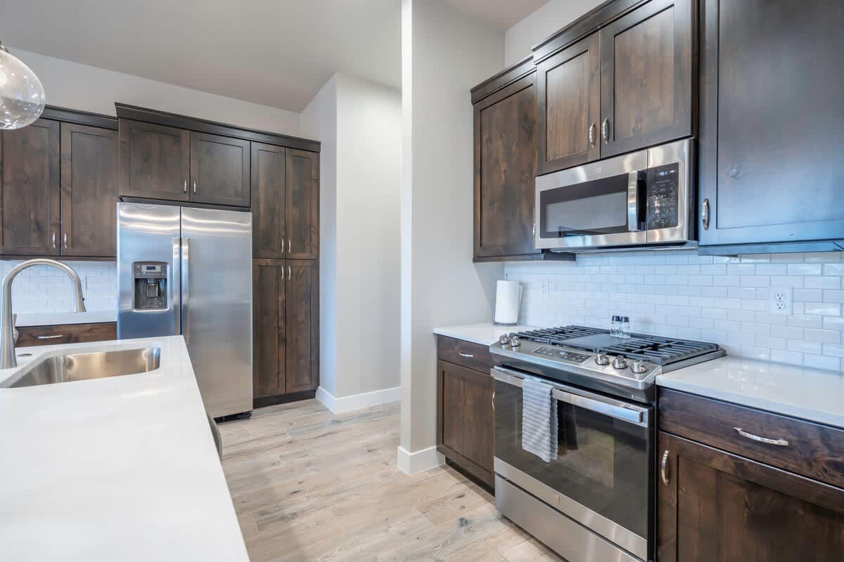 Ample meal prep space for enjoying meals