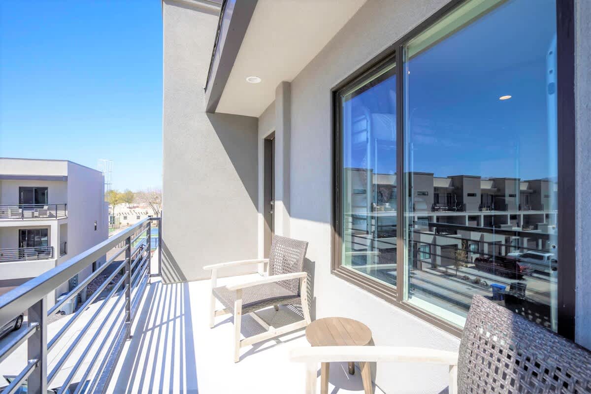 Gorgeous vistas from 2 balconies