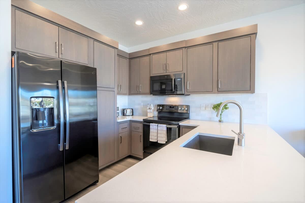 19 - The Vue Retreat in St George with Community Pool 2