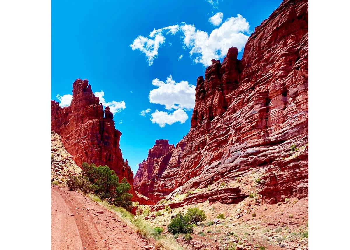 Trails that lead to breathtaking rock formations