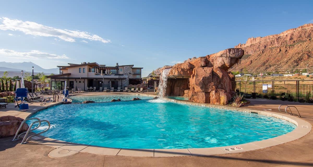 Gorgeous red rock mountain cliffs surround Sage Creek