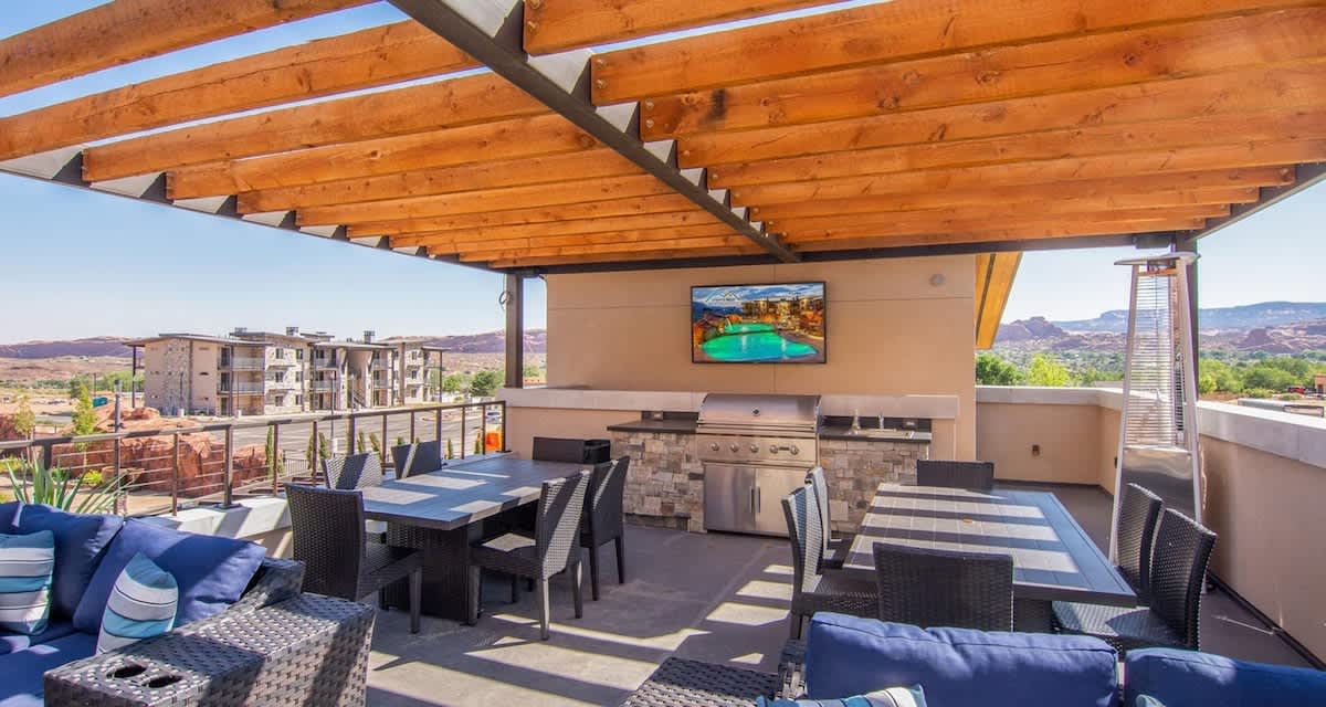 Upper terrace lounge overlooking pool