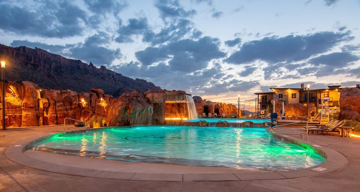 Zero entry pool on south side for kids