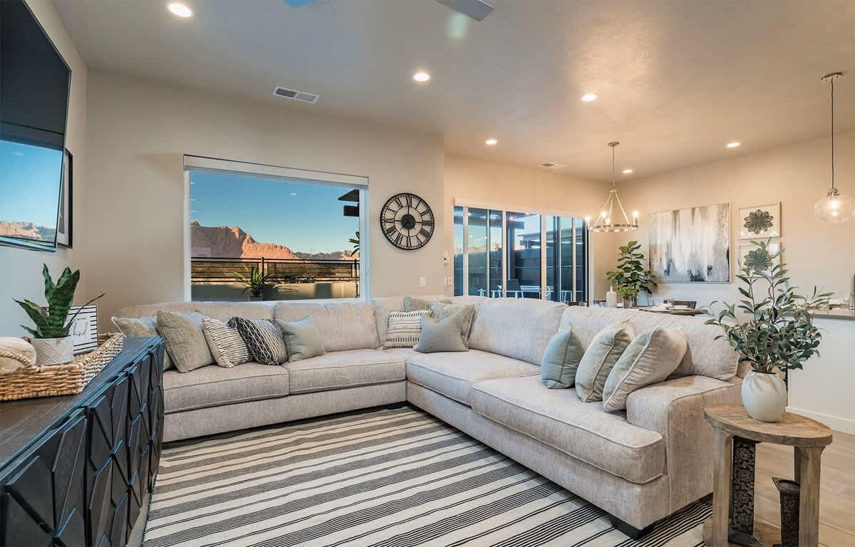 29-30 2 Connected Homes in Ocotillo Springs with Pool and Spas 4