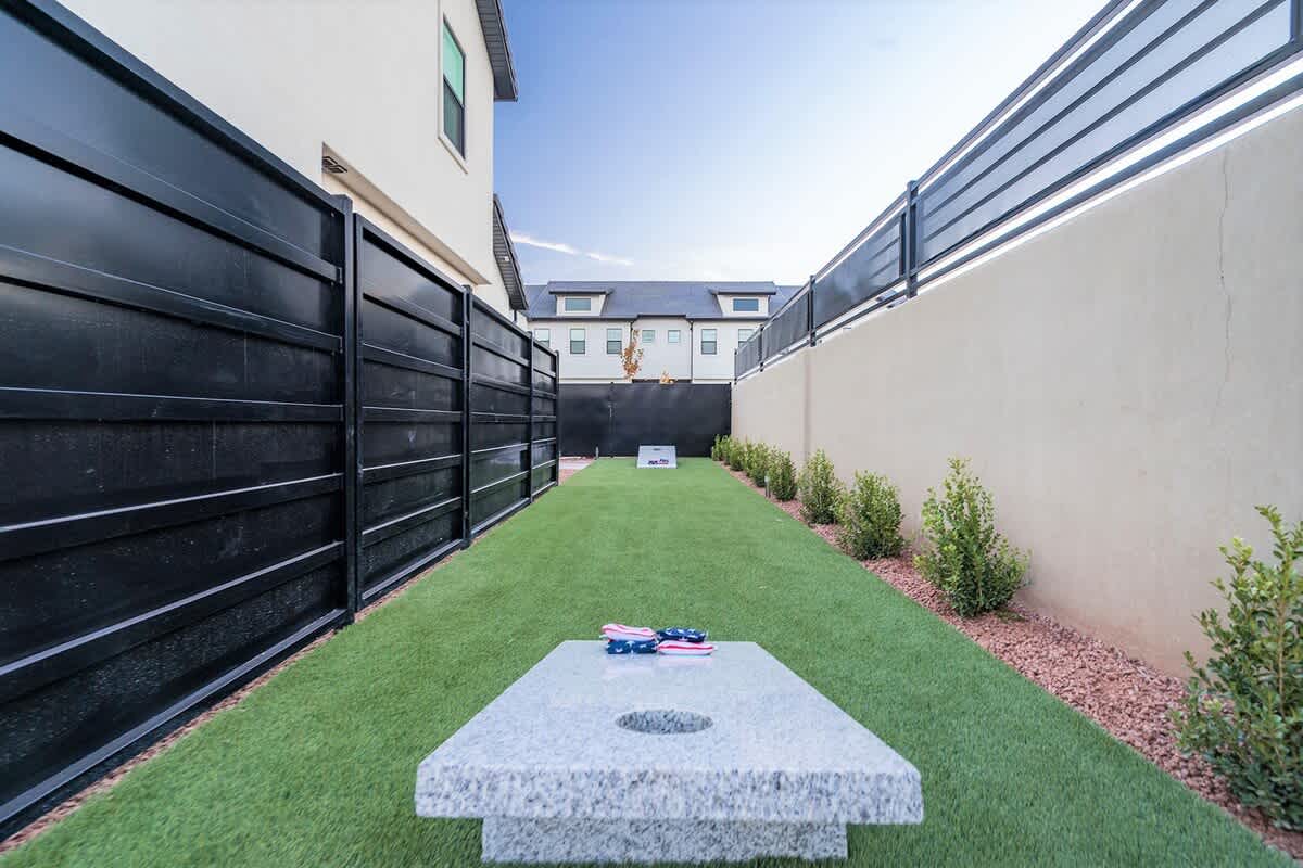 29-30 2 Connected Homes in Ocotillo Springs with Pool and Spas 5