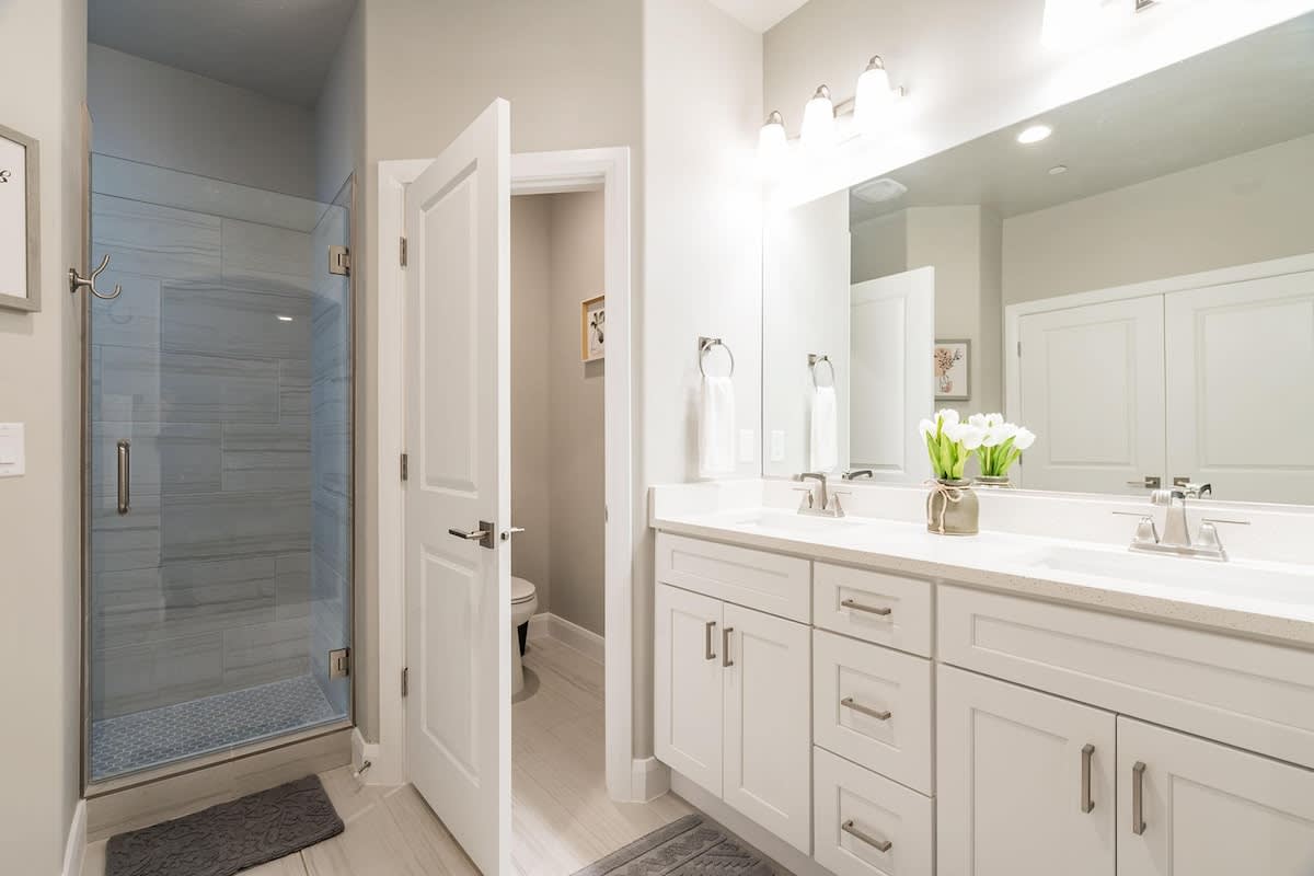 Bathroom 5 with shower and dual sinks