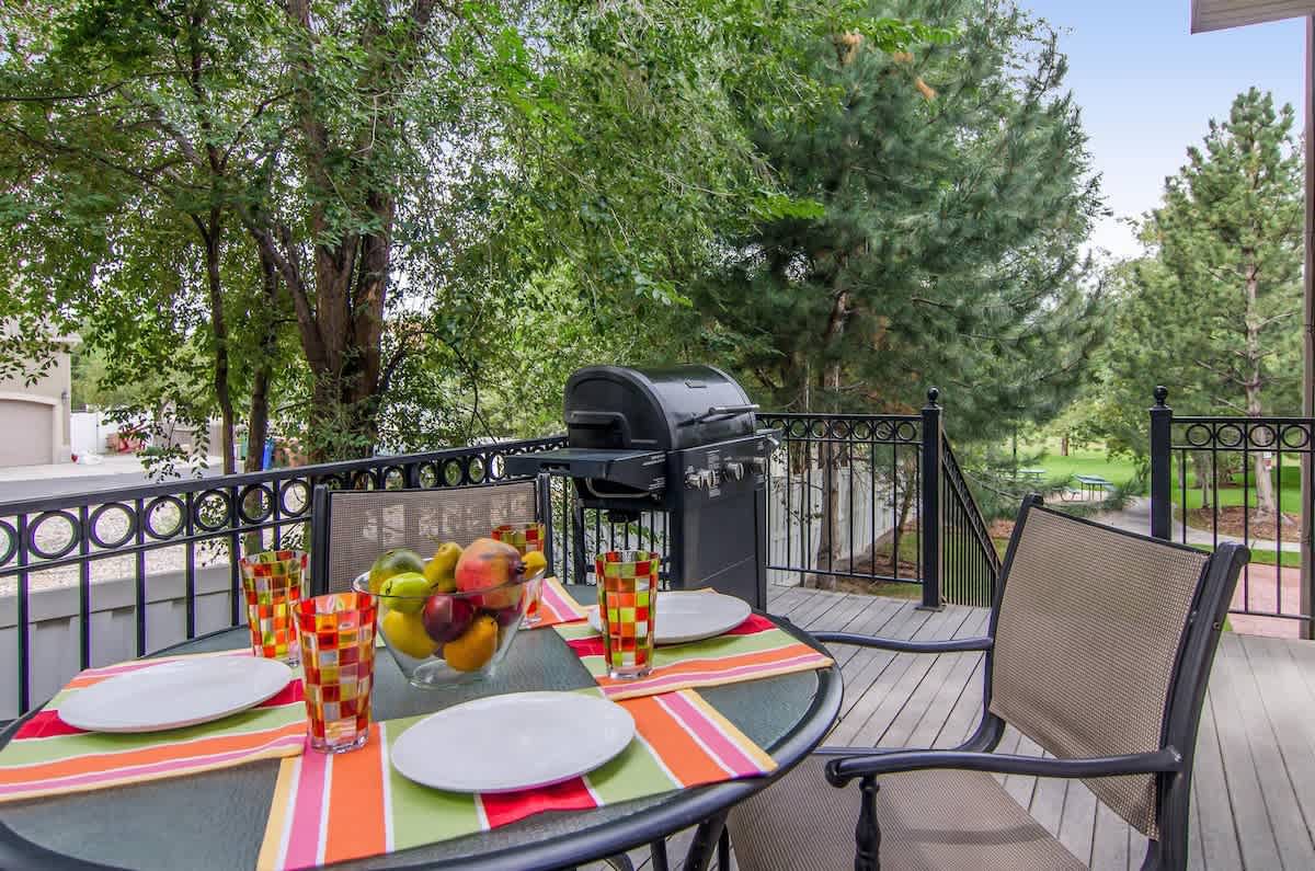 Union Duplex Grove and Meadows in Salt Lake with Hot Tub 5